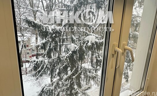 Продажа 2-комн квартиры на вторичном рынке Живописная улица,  д. 13 к2