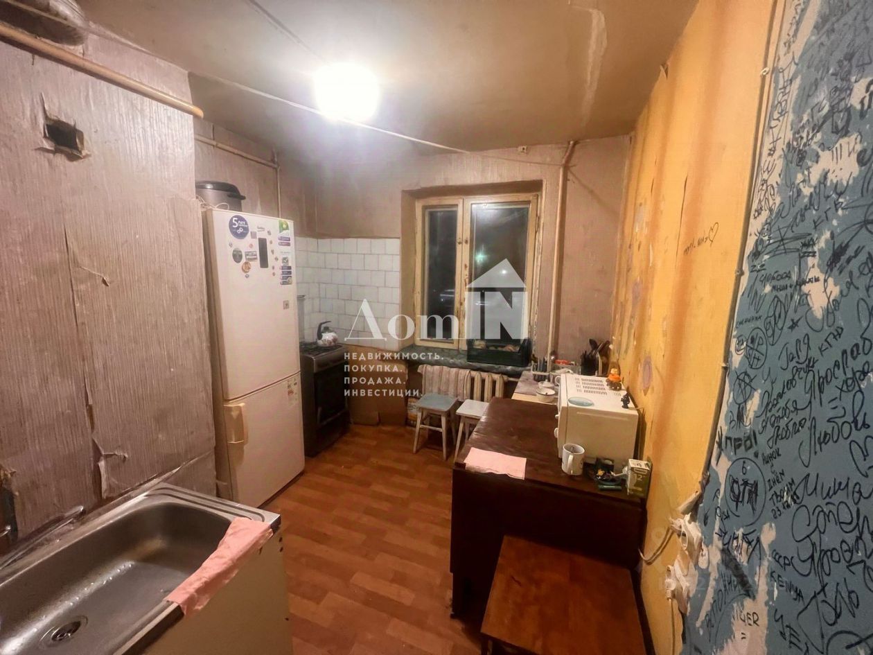 Продажа 3-комн квартиры на вторичном рынке Кронштадт, Кронштадтское шоссе, 6к1