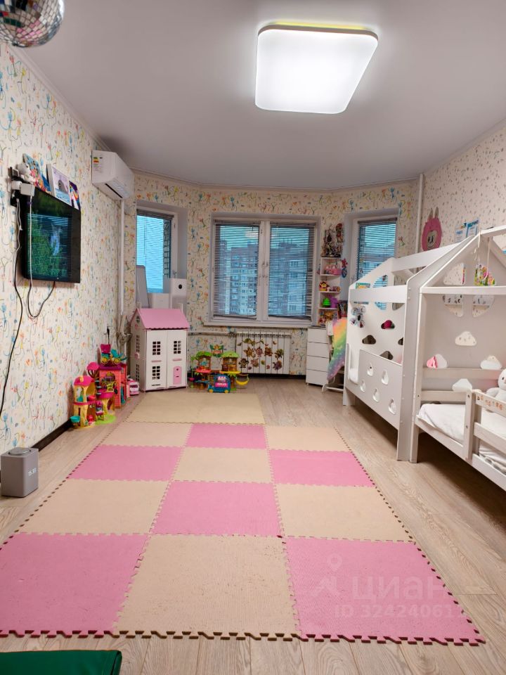 Продажа 2-комн квартиры на вторичном рынке Финский мкр, Щелково,  д. 9к2