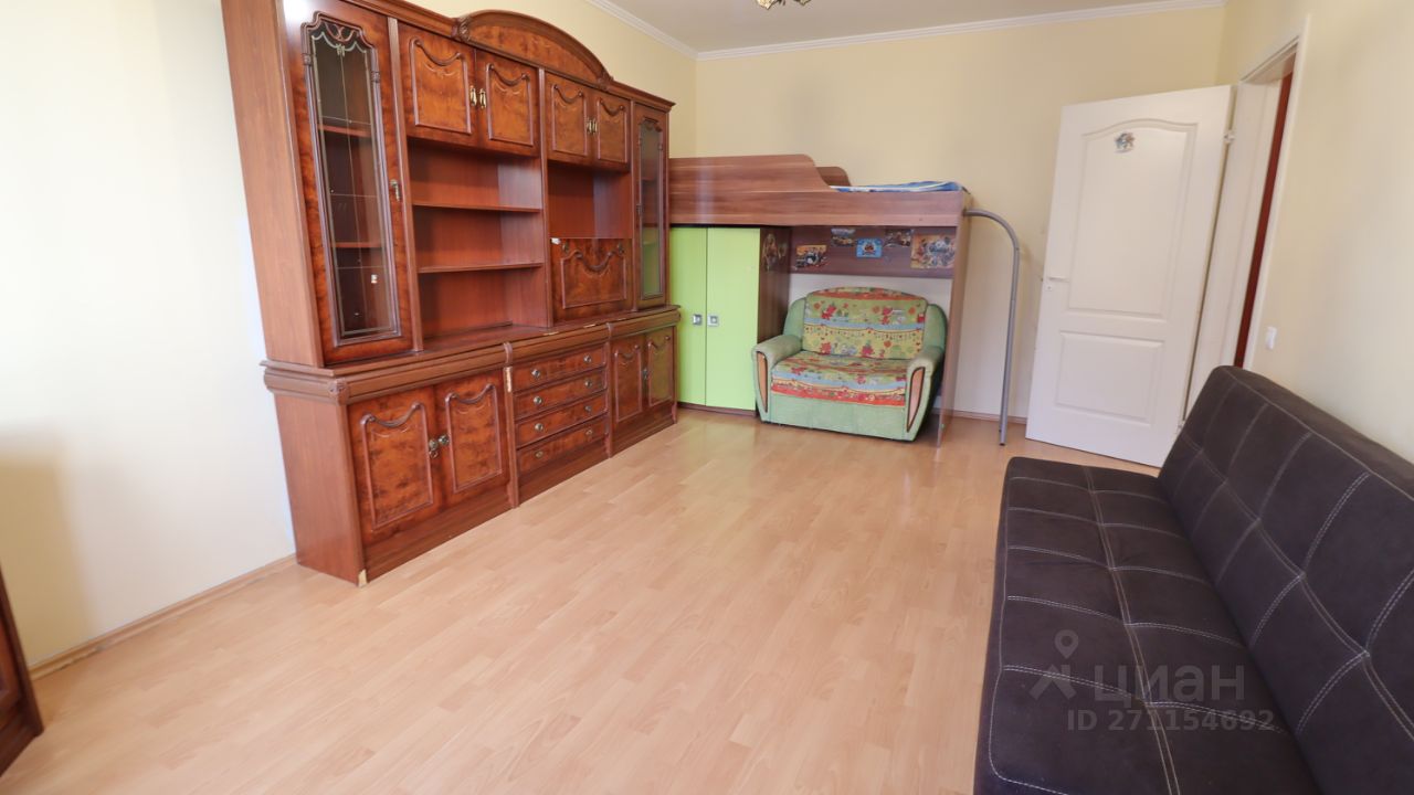 Аренда 2-комн квартиры на вторичном рынке улица Маршала Тухачевского, 35к1