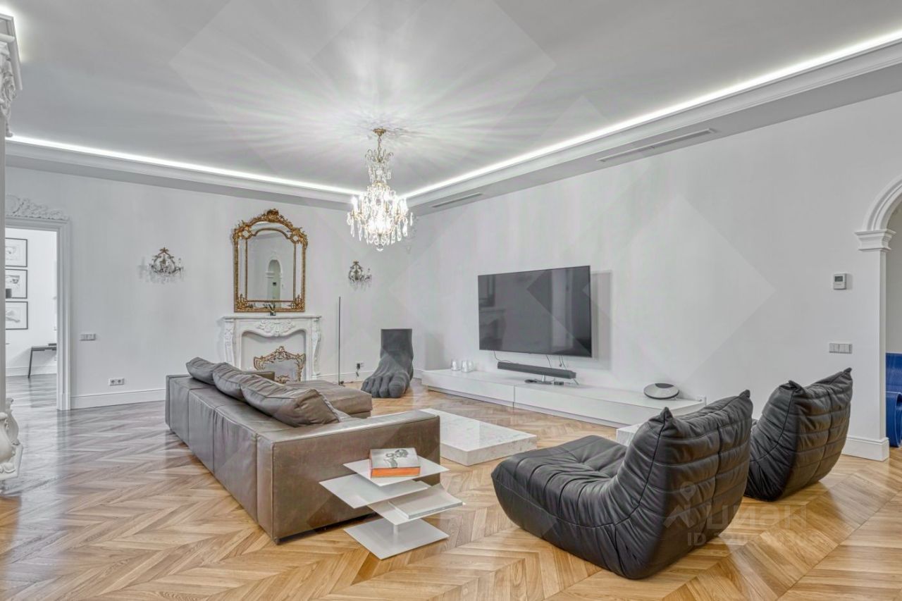 Аренда 4-комн квартиры на вторичном рынке переулок Хилков, 1