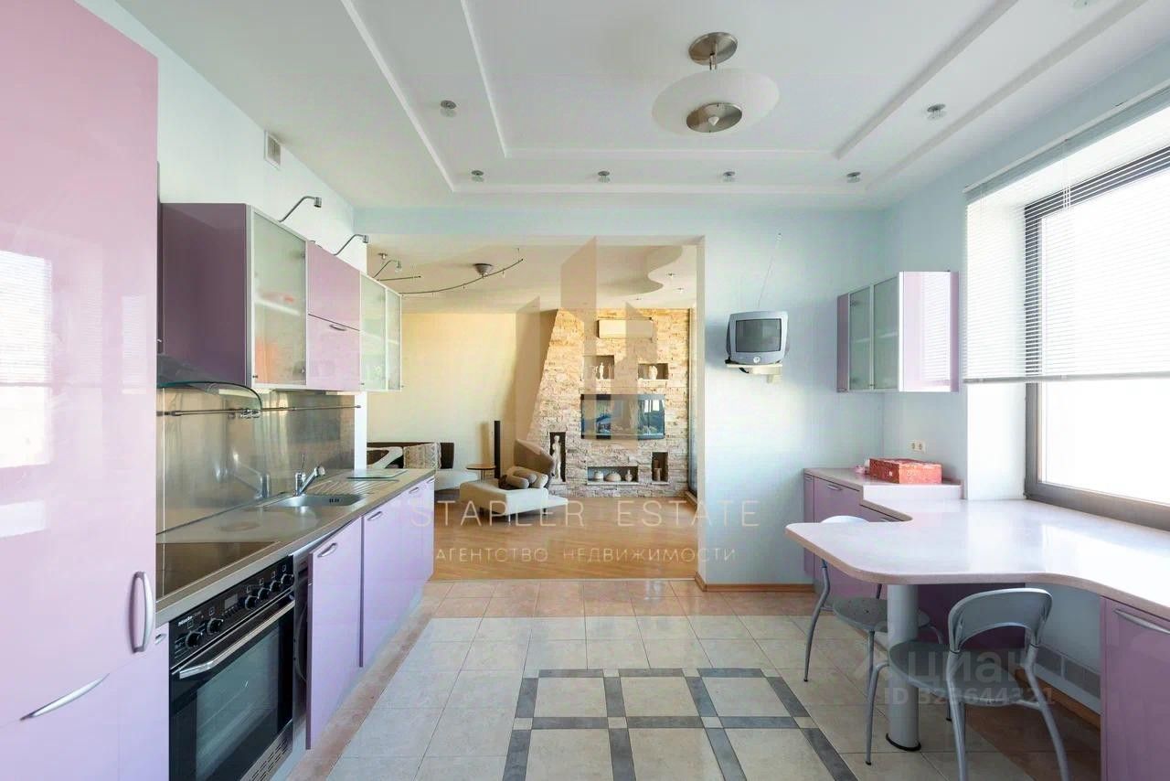 Продажа 3-комн квартиры на вторичном рынке Карамышевская набережная, 62К1