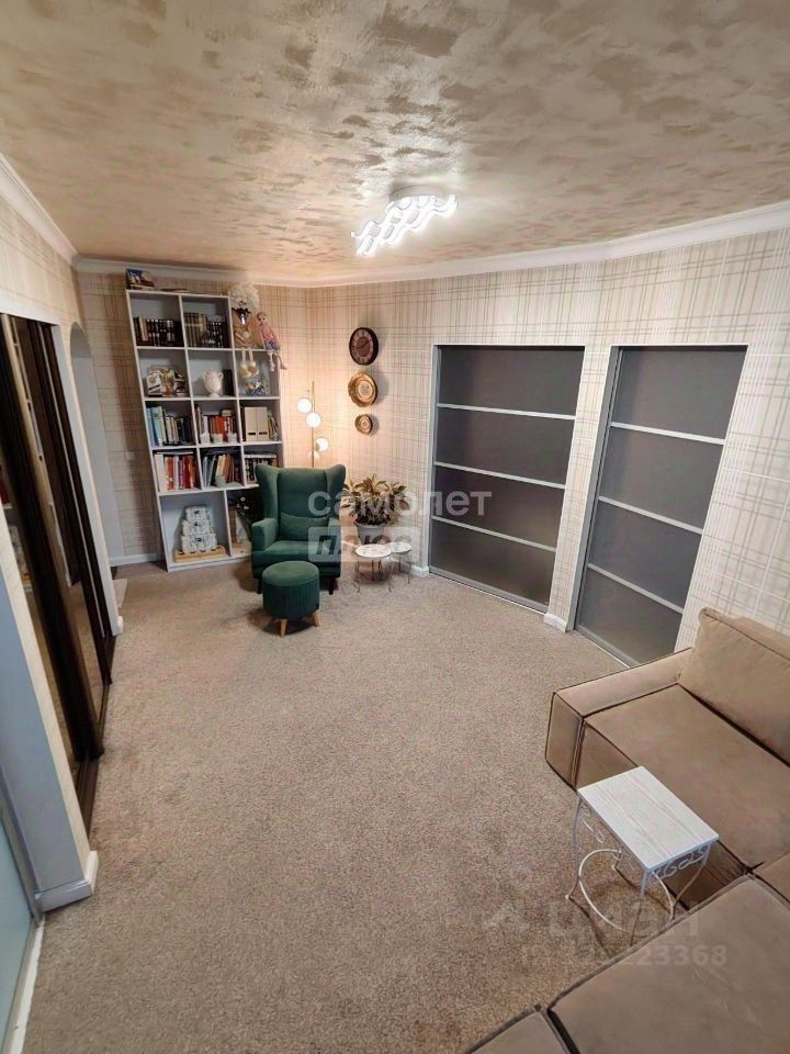 Продажа 2-комн квартиры на вторичном рынке Планетная улица, 15