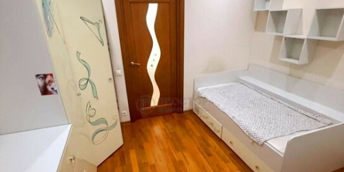 3-комн квартира ул 800-летия Москвы,  д. 32