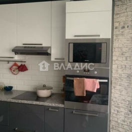 Продажа 3-комн квартиры на вторичном рынке Авиаконструктора Петлякова ул,  д. 11