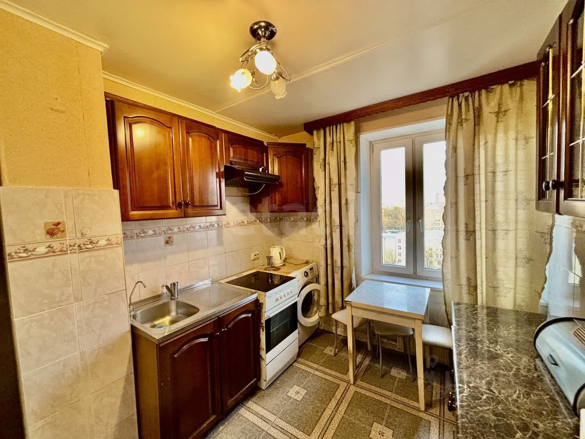 Продажа 3-комн квартиры на вторичном рынке Фруктовая улица, 3кА