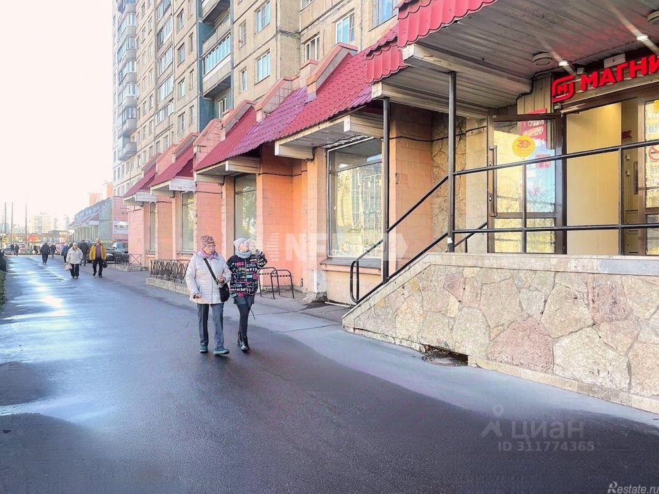 Аренда торгового помещения Индустриальный пр-кт,  д. 26/24