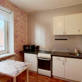 Продажа 1-комн квартиры на вторичном рынке ул Руднева,  д. 9,  к. 3