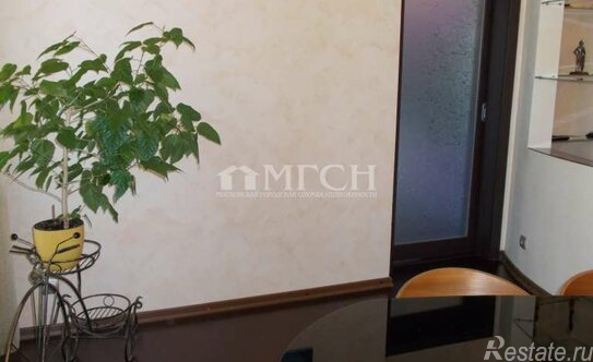 Продажа 3-комн квартиры на вторичном рынке ул Ярцевская,  д. 27,  к. 1