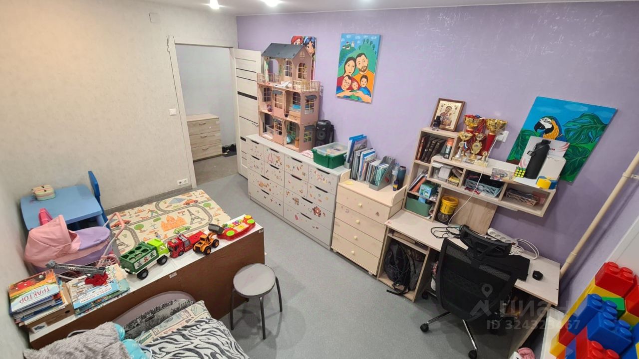 Продажа 3-комн квартиры на вторичном рынке Снайперская улица, 5