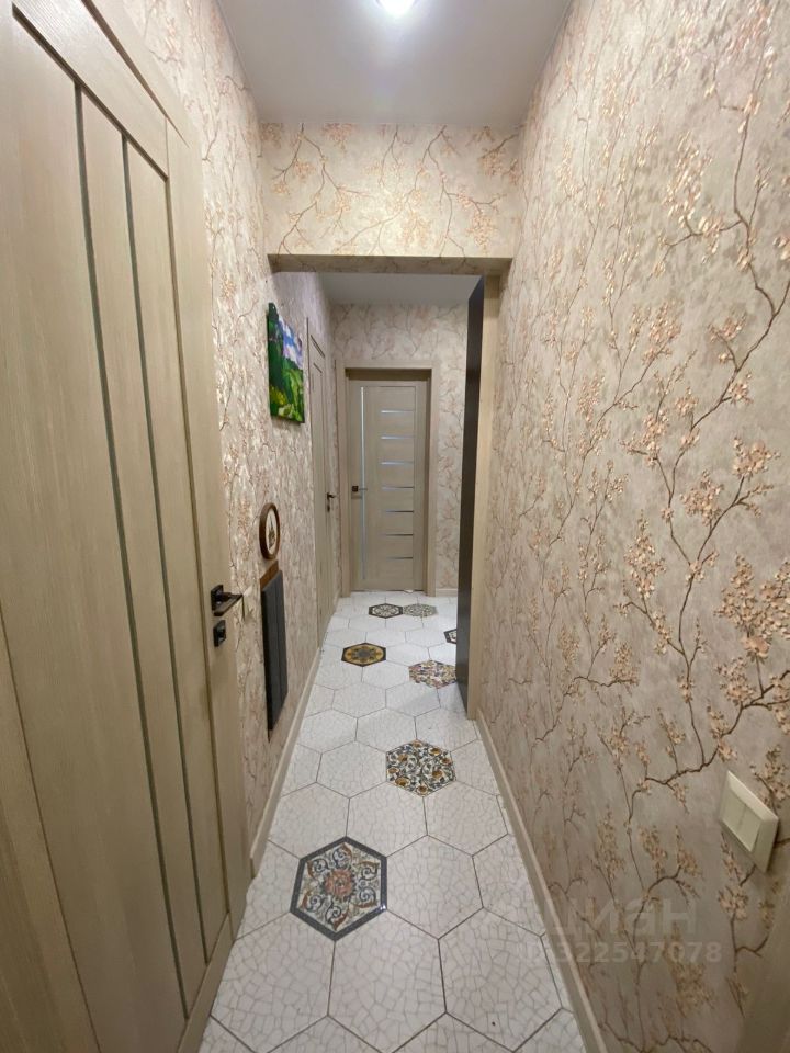 Продажа 2-комн квартиры на вторичном рынке Нахабино пгт, улица Покровская, 6