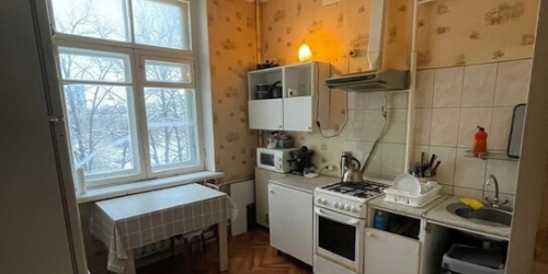 4-комн квартира улица Вучетича,  д. 4