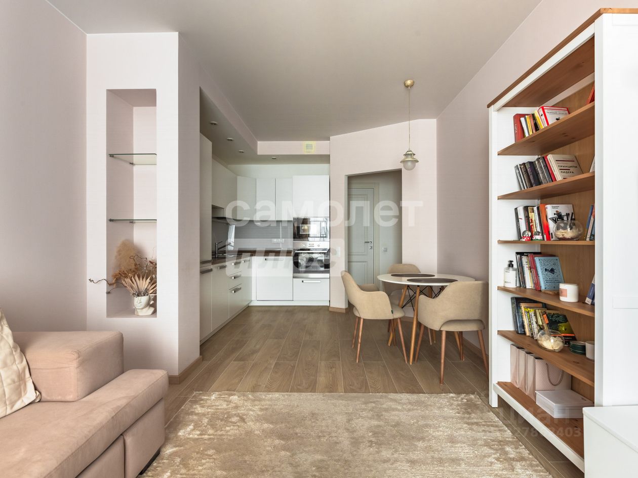 Продажа 3-комн квартиры на вторичном рынке улица Парфеновская, 4