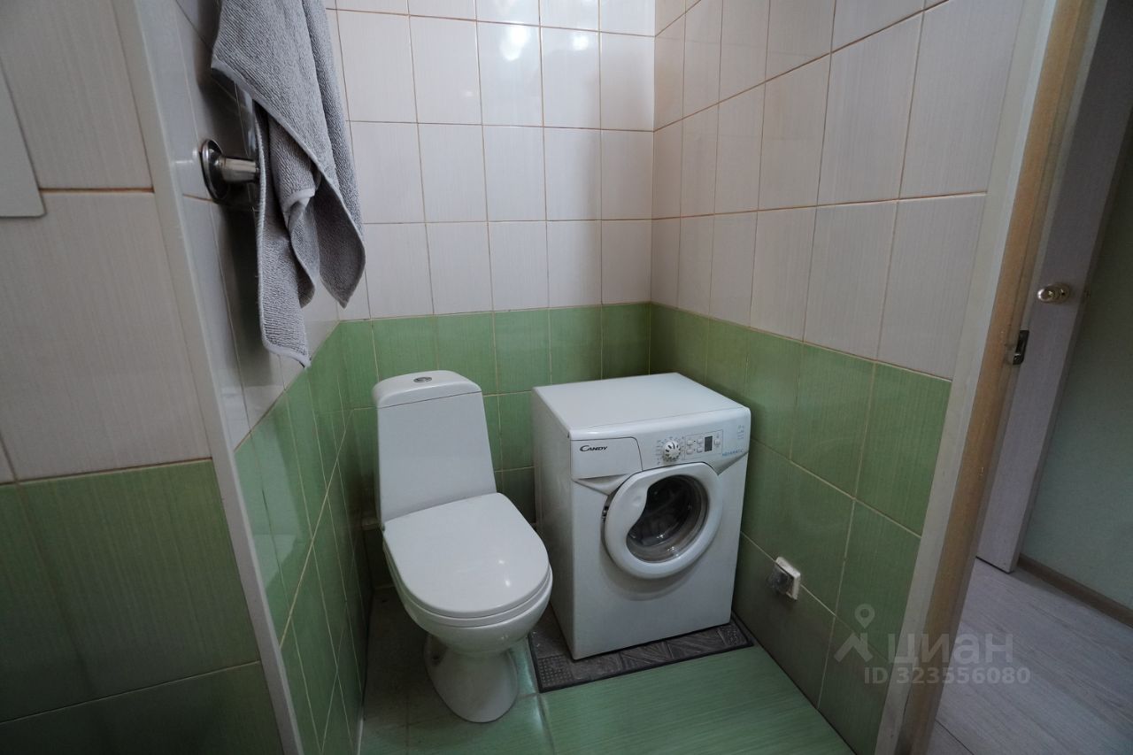 Продажа 1-комн квартиры на вторичном рынке Голубое пгт, улица Трехсвятская, 22