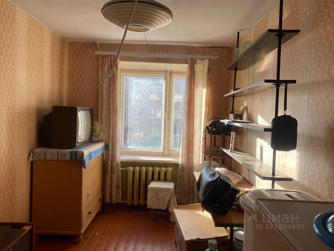 Продажа 2-комн квартиры на вторичном рынке Бокситогорск, улица Вишнякова, 30