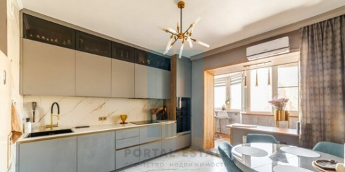 3-комн квартира ул Гурьянова,  д. 17,  к. 1