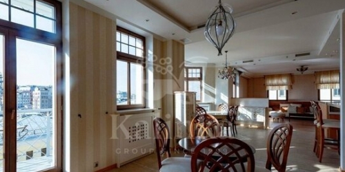 5-комн квартира Старомонетный переулок,  д. 18