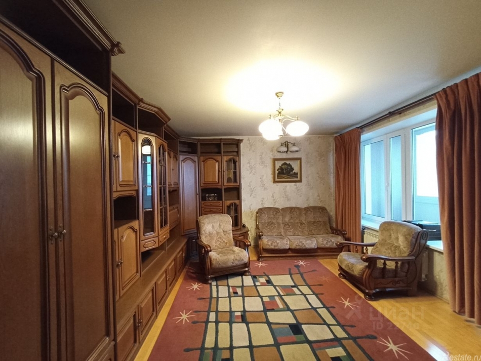 Аренда 2-комн квартиры на вторичном рынке Каменщики М. ул,  д. 4