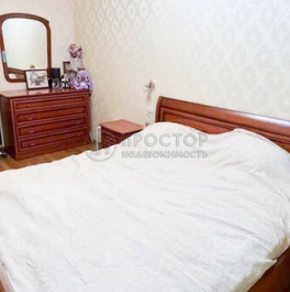 Продажа 3-комн квартиры на вторичном рынке Тёплый бетон, Школьная улица,  д. 1