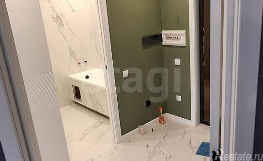 Продажа 1-комн квартиры на вторичном рынке Янино-2, Рябиновая улица,  д. 8 к1