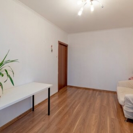 Продажа 3-комн квартиры на вторичном рынке Героев Панфиловцев ул,  д. 11 к2