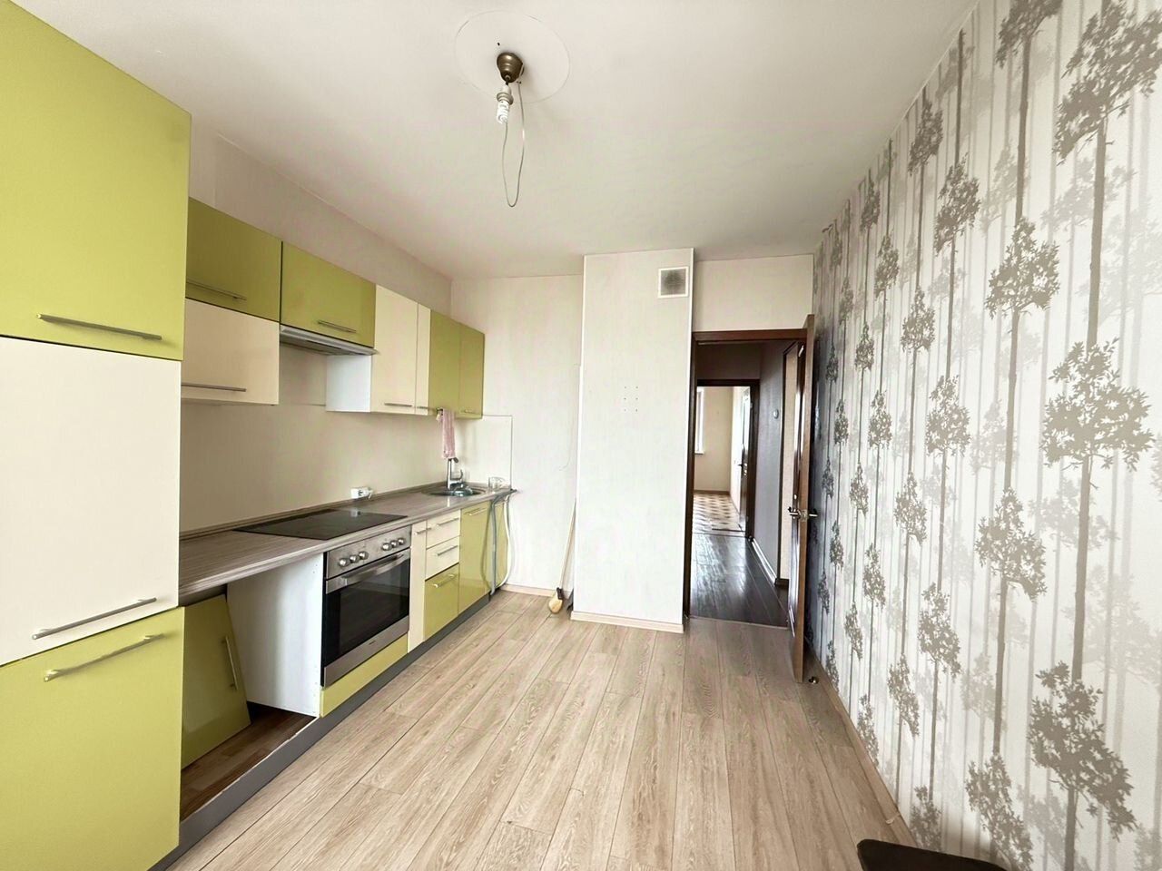 Продажа 2-комн квартиры на вторичном рынке Щелково, Пионерская улица,  д. 36