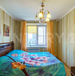 Продажа 2-комн квартиры на вторичном рынке улица Генерала Симоняка,  д. 17