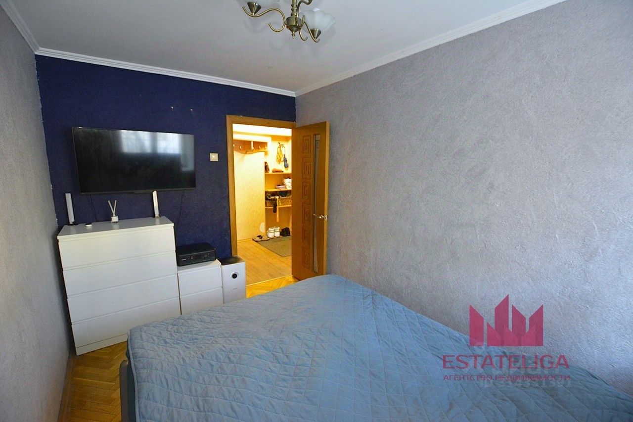 Продажа 3-комн квартиры на вторичном рынке Хохловский переулок, 10С7