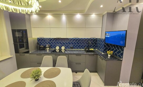 Продажа 3-комн квартиры на вторичном рынке ул Новинки,  д. 1