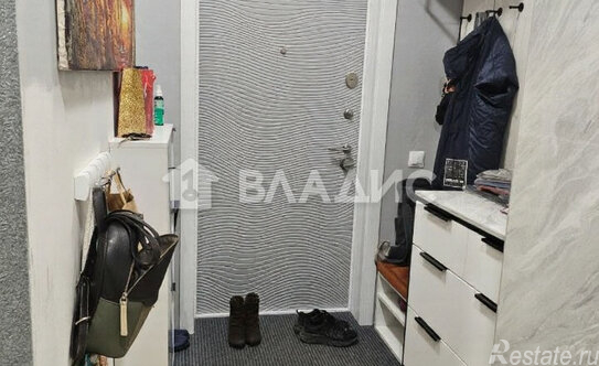 Продажа 2-комн квартиры на вторичном рынке улица Михайлова,  д. 30А к3