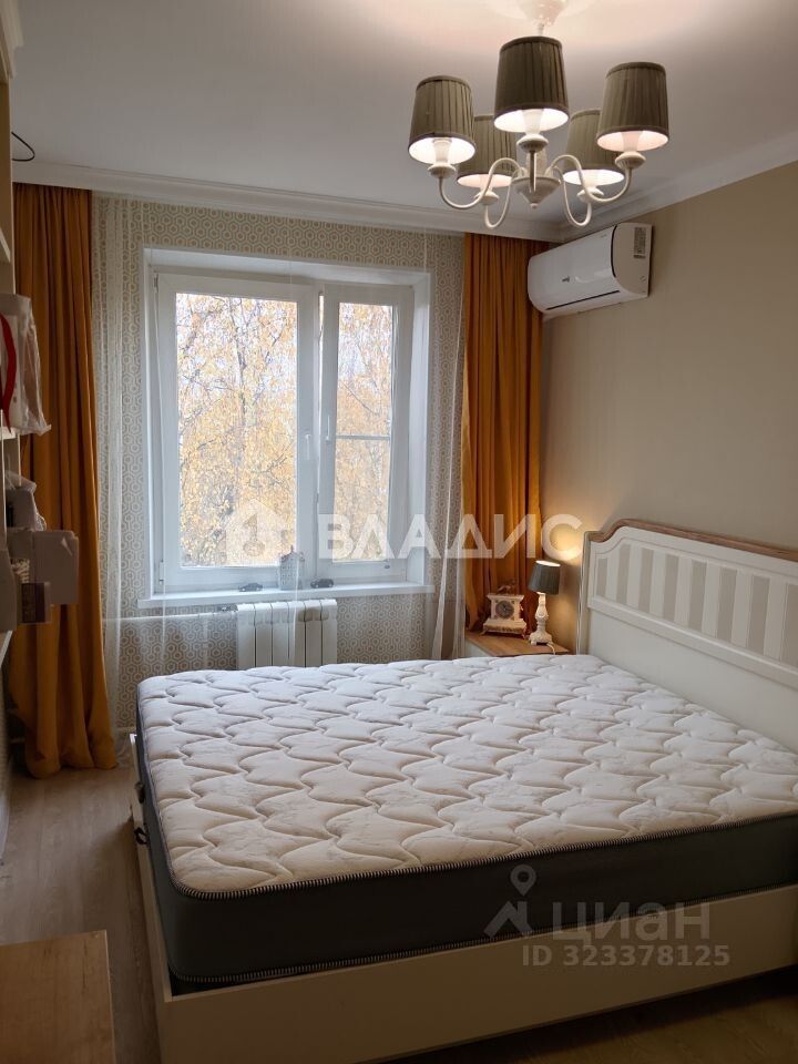 Продажа 3-комн квартиры на вторичном рынке бульвар Яна Райниса, 8