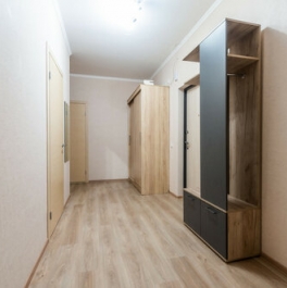Продажа 3-комн квартиры на вторичном рынке Янино-1, ул Ясная,  д. 14,  к. 1