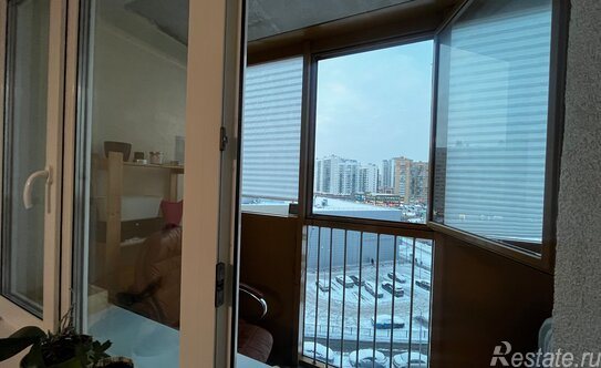 Продажа 3-комн квартиры на вторичном рынке ул Оптиков,  д. 38,  к. 1