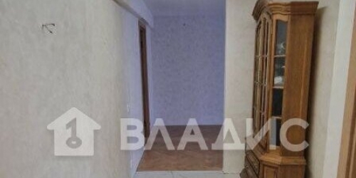 3-комн квартира ул Пулковская,  д. 3,  к. 1