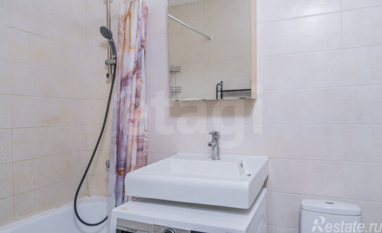 Продажа 1-комн квартиры на вторичном рынке Планерная улица,  д. 89