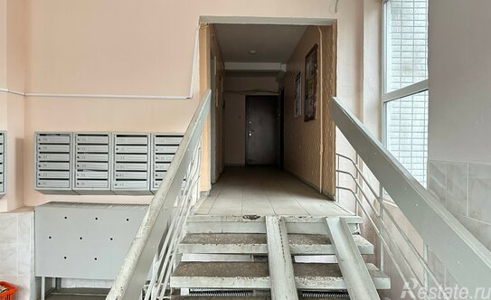 Продажа 1-комн квартиры на вторичном рынке Россошанский проезд,  д. 4 к3