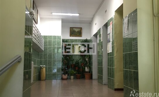 Продажа 3-комн квартиры на вторичном рынке Краснопролетарская улица,  д. 9