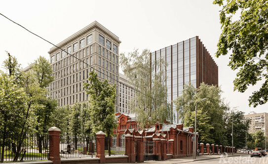 Продажа 5-комн квартиры на вторичном рынке Новоалексеевская улица