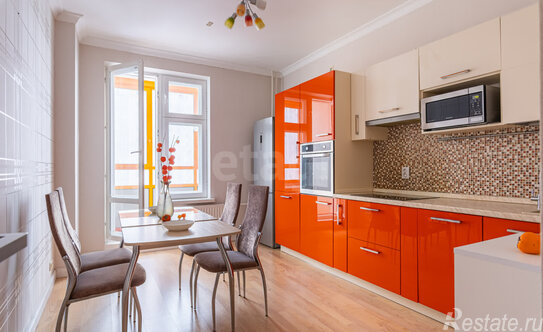 Продажа 2-комн квартиры на вторичном рынке Лыжный пер,  д. 2