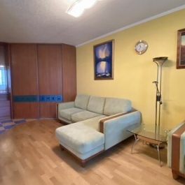 Продажа 1-комн квартиры на вторичном рынке Ткачей ул,  д. 5