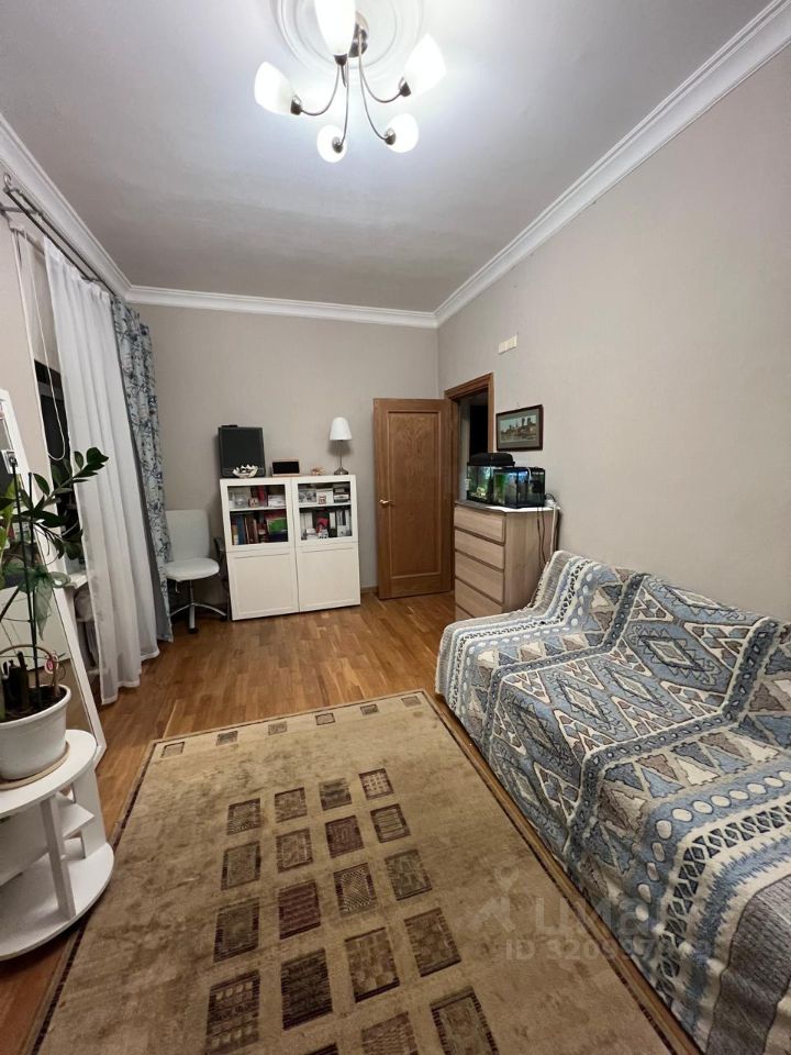 Продажа 3-комн квартиры на вторичном рынке Мартеновская улица, 24