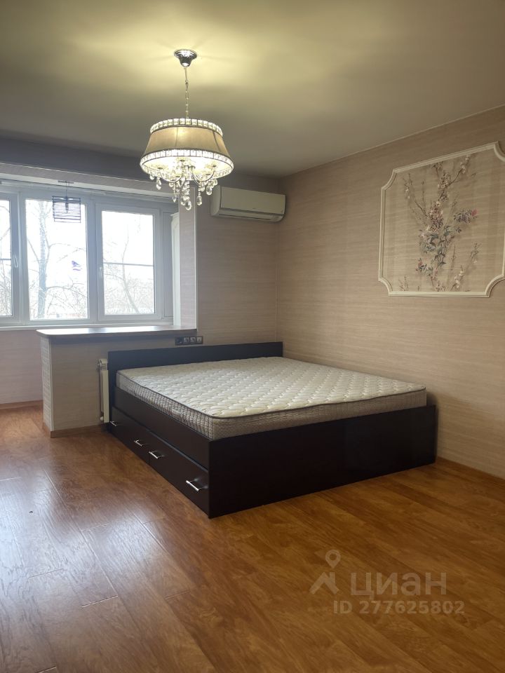 Аренда 1-комн квартиры на вторичном рынке улица Плещеева, 24