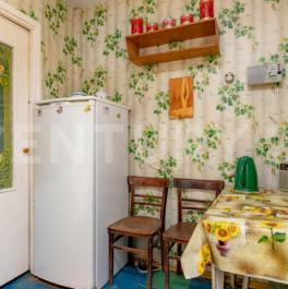 Продажа 1-комн квартиры на вторичном рынке Альпийский переулок,  д. 8