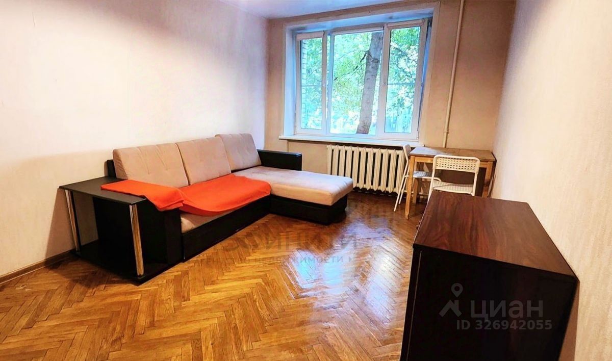 Продажа 3-комн квартиры на вторичном рынке Авиационный переулок, 8