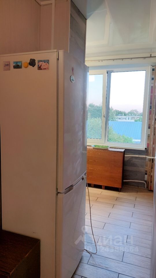 Продажа 2-комн квартиры на вторичном рынке Кингисепп, улица Жукова, 6