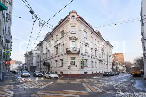 Продажа 1-комн квартиры на вторичном рынке Староконюшенный пер.,  д. 10/10