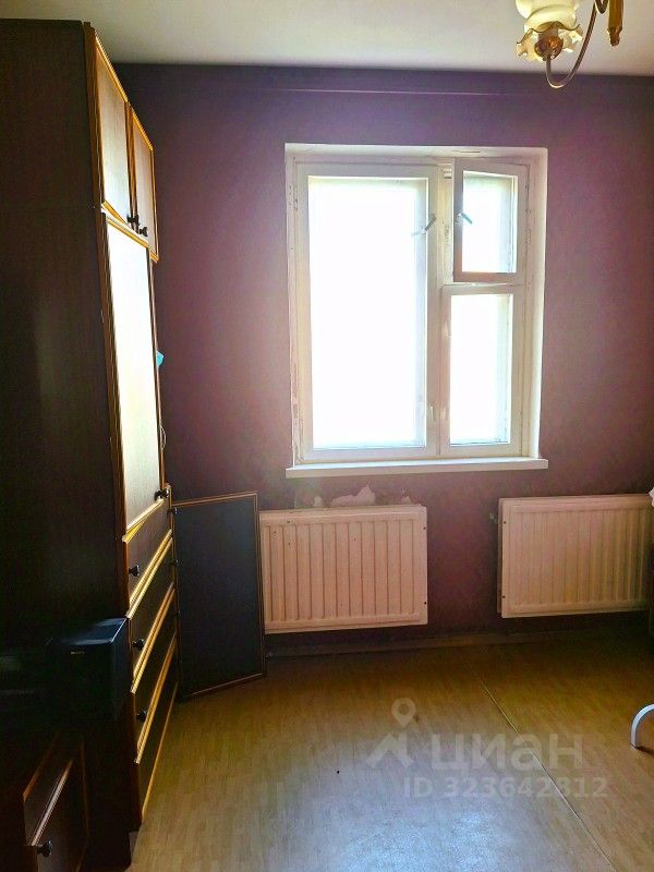 Продажа 3-комн квартиры на вторичном рынке Камышовая улица, 3К1