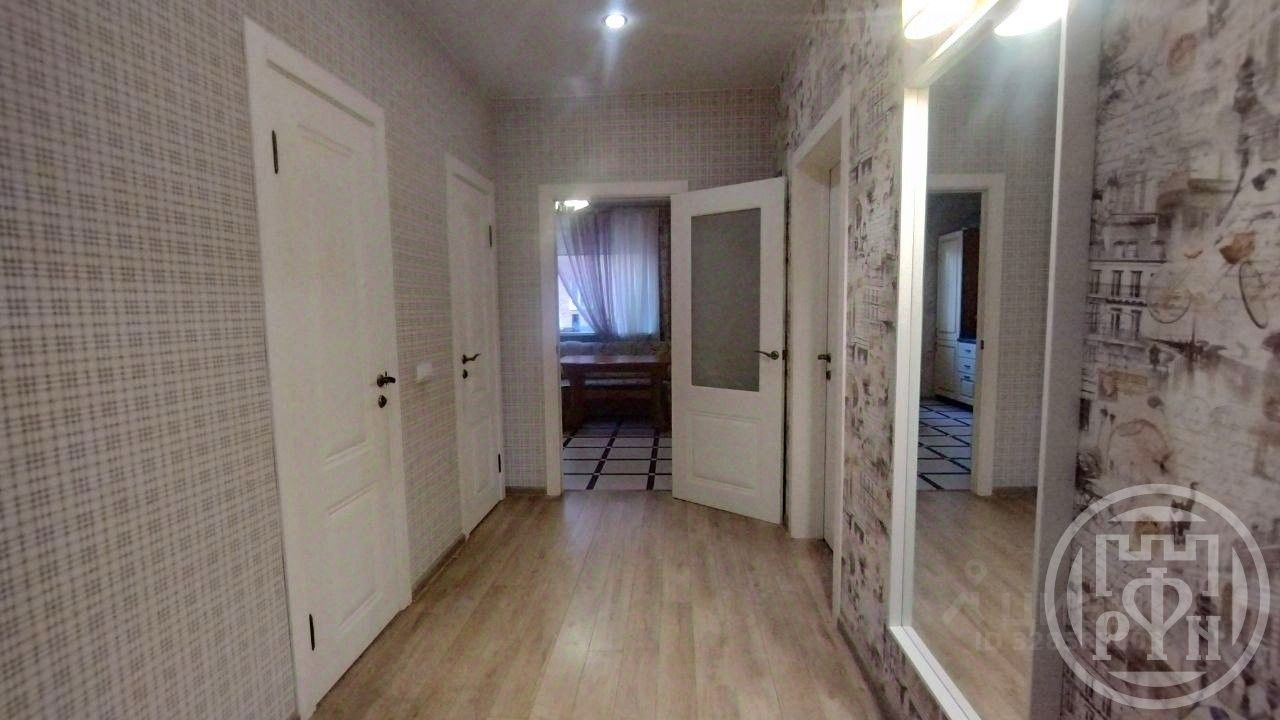Продажа 2-комн квартиры на вторичном рынке Сертолово, улица Ларина, 15к1