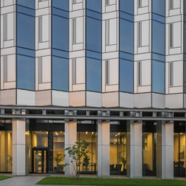 Продажа 3-комн квартиры на вторичном рынке Береговой проезд,  д. 2,  к. 17