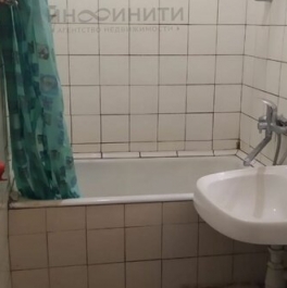 Продажа 2-комн квартиры на вторичном рынке Измайловский пр-кт,  д. 77,  к. 2